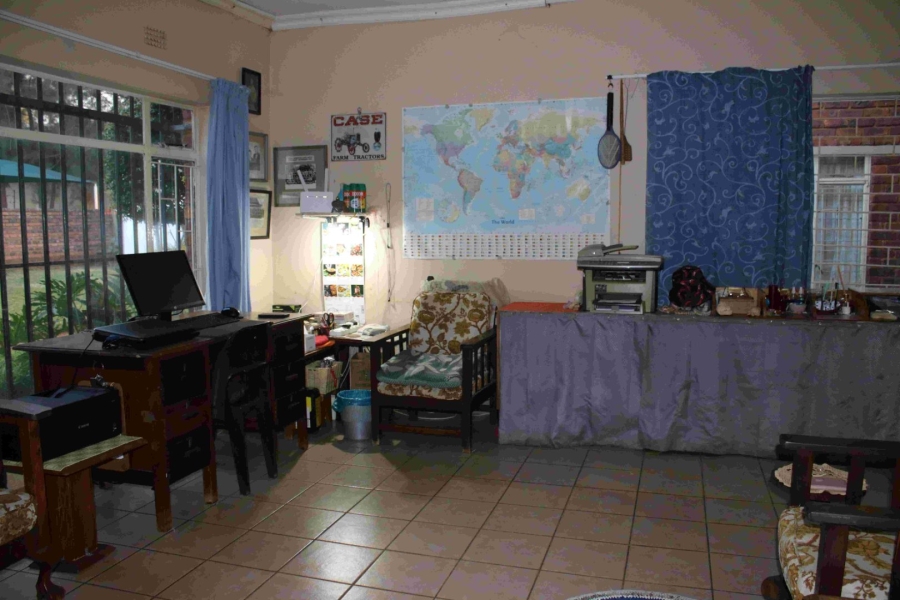9 Bedroom Property for Sale in Schietfontein Ah North West